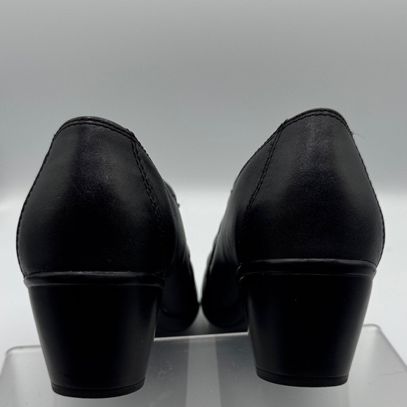 Clark’s Bendables Black leather Ingalls Falls heeled booties shoes size 9.5 - Picture 6 of 7